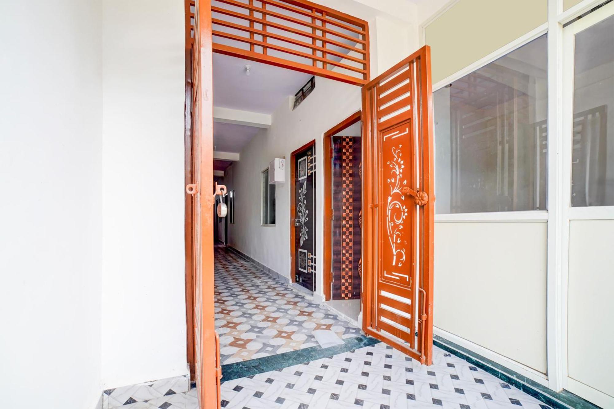 Hotel O T G M Shaliks Hotel Bhopal Eksteriør billede